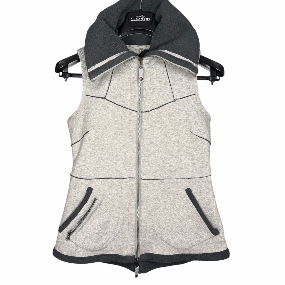 Athleta High Neck Convertible Fleece Vest Sherpa S Ski Hiking Outdoor Athleisure